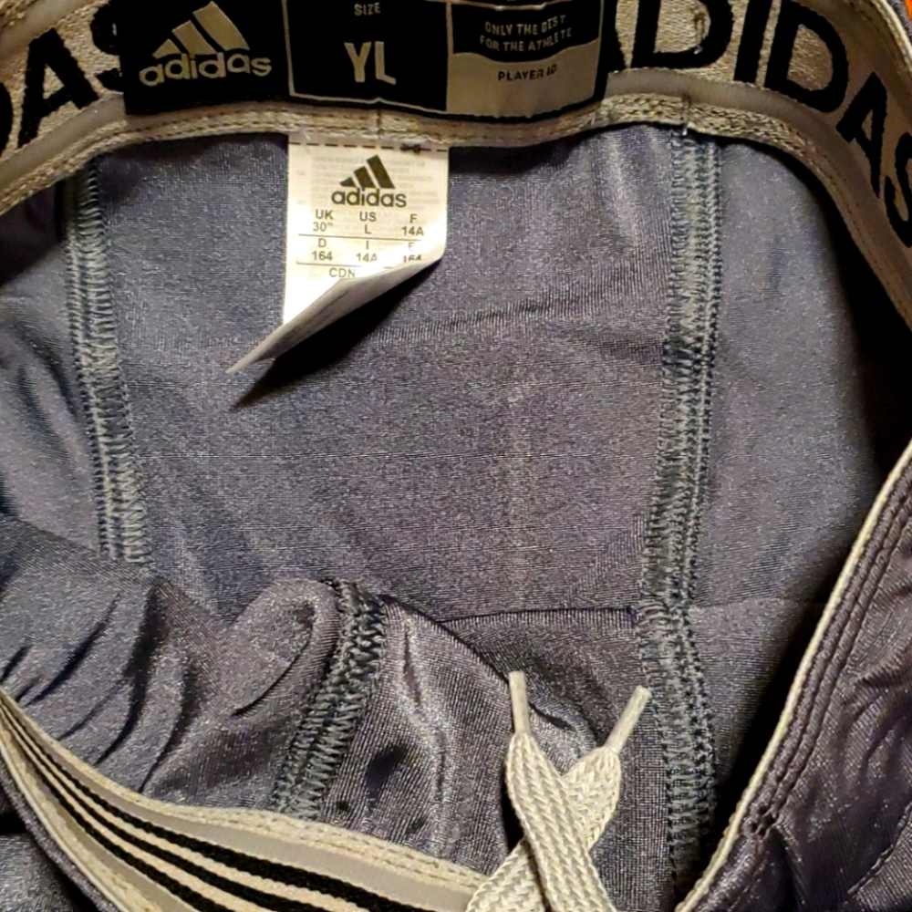 🔻🏈NWT🏈: ADIDAS YOUTH FOOTBALL PANTS - Picture 2 of 6